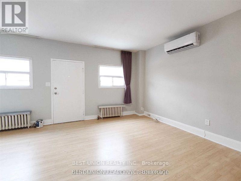 250 Sixth Street, Toronto, Ontario  M8V 3A7 - Photo 5 - W12907060