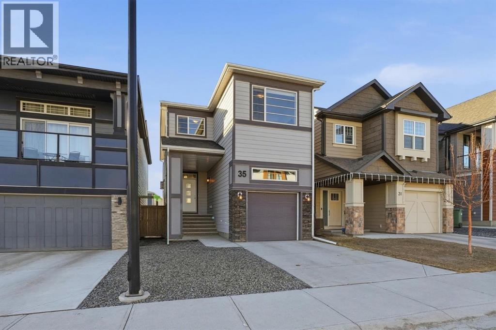 35 Cranbrook Gardens SE, Calgary, Alberta  T3M 2X5 - Photo 2 - A2294984
