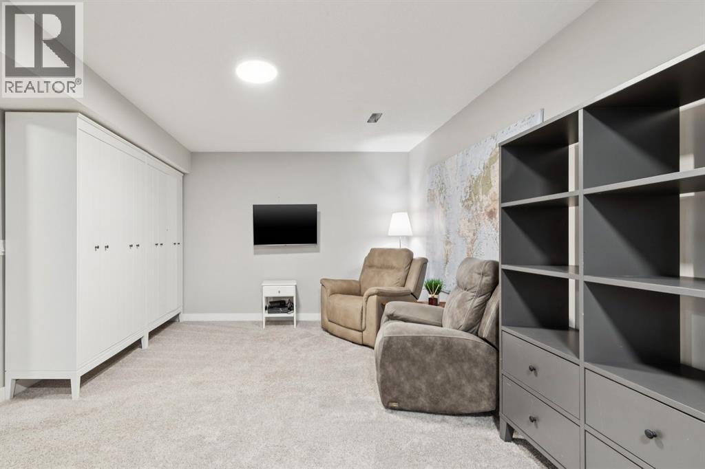 30 Mount Rae Terrace, Okotoks, Alberta  T1S 0M6 - Photo 32 - A2295349