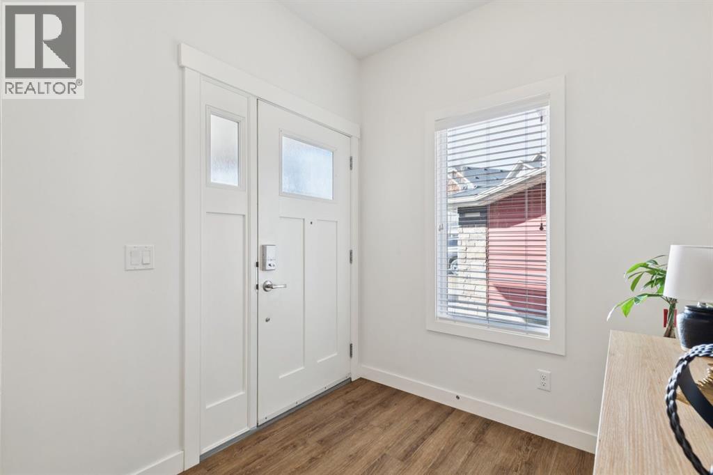 30 Mount Rae Terrace, Okotoks, Alberta  T1S 0M6 - Photo 3 - A2295349