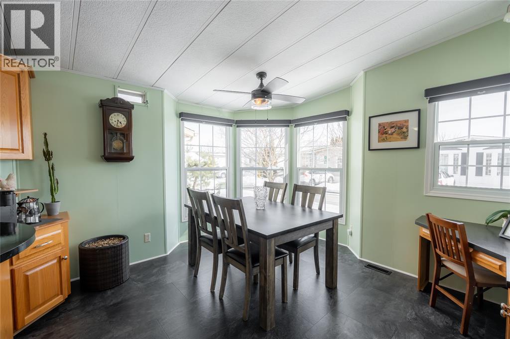 5700 Blackwell Sideroad Unit# 283, Sarnia, Ontario  N7W 1B7 - Photo 8 - 26002731