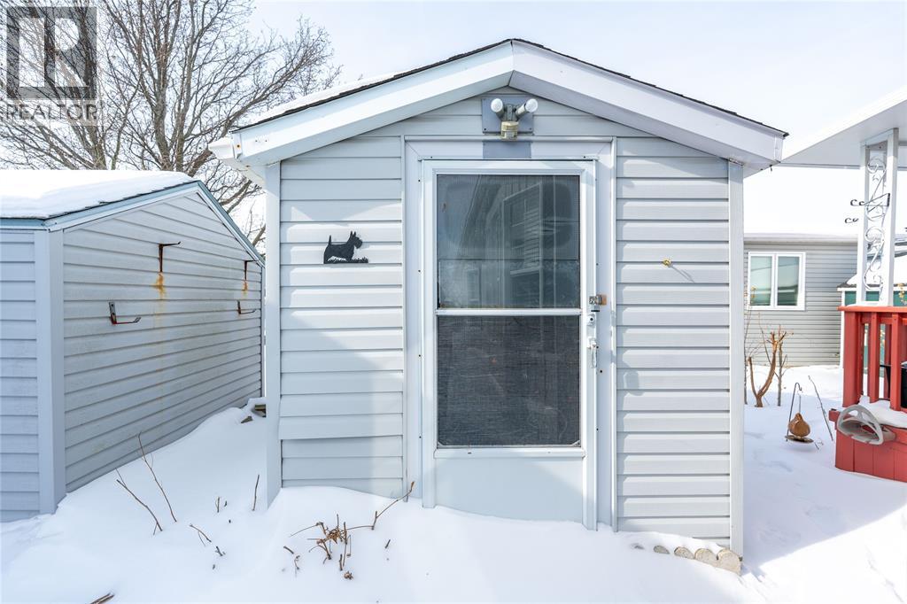 5700 Blackwell Sideroad Unit# 283, Sarnia, Ontario  N7W 1B7 - Photo 23 - 26002731