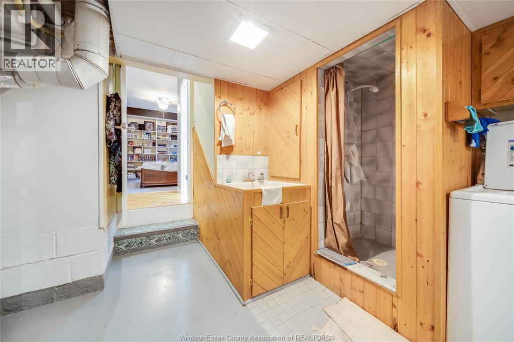 10682 Keating Crescent, Windsor, Ontario  N8R 1T5 - Photo 31 - 26003162