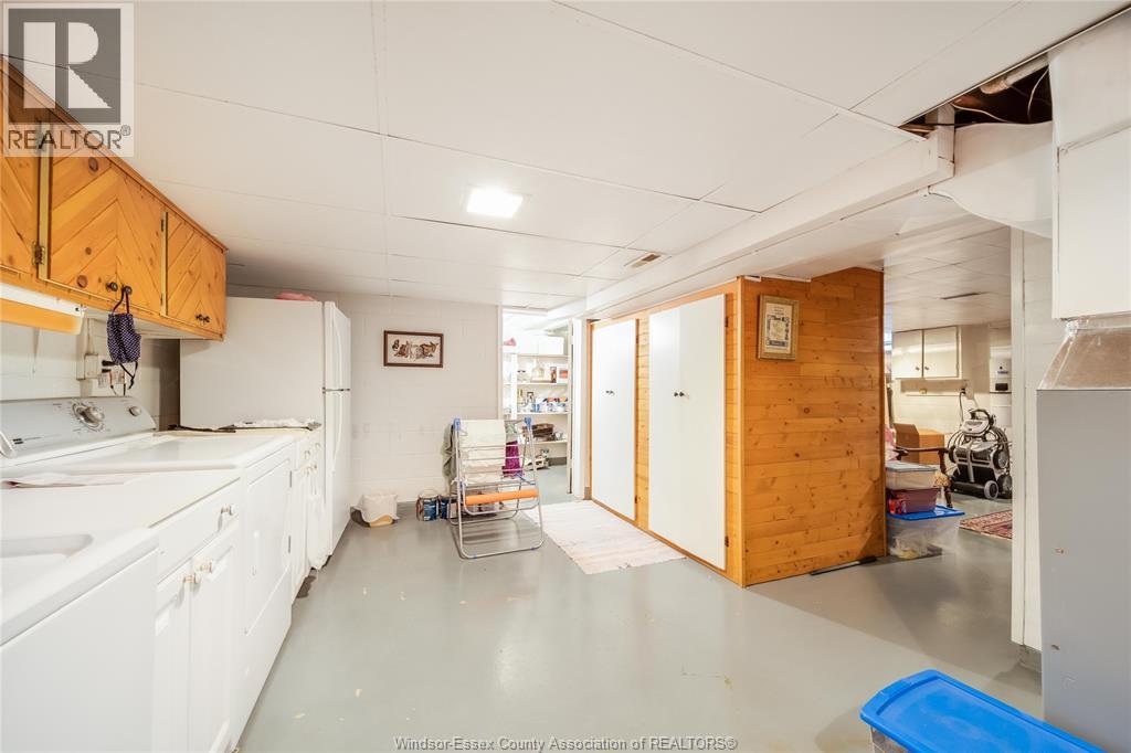 10682 Keating Crescent, Windsor, Ontario  N8R 1T5 - Photo 33 - 26003162