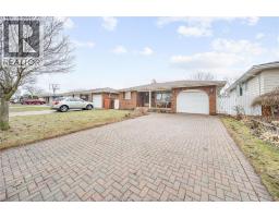 10682 KEATING CRESCENT, Windsor, Ontario