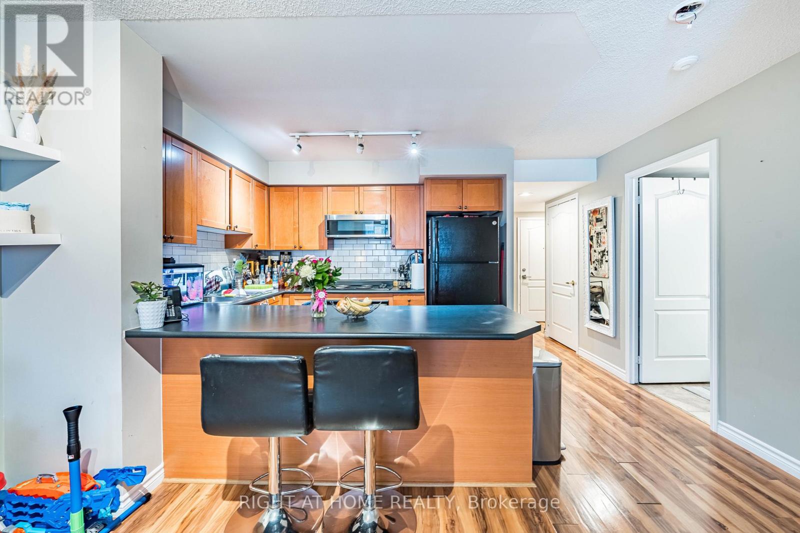 602 - 18 Stafford Street, Toronto, Ontario  M5V 3W4 - Photo 15 - C12907082