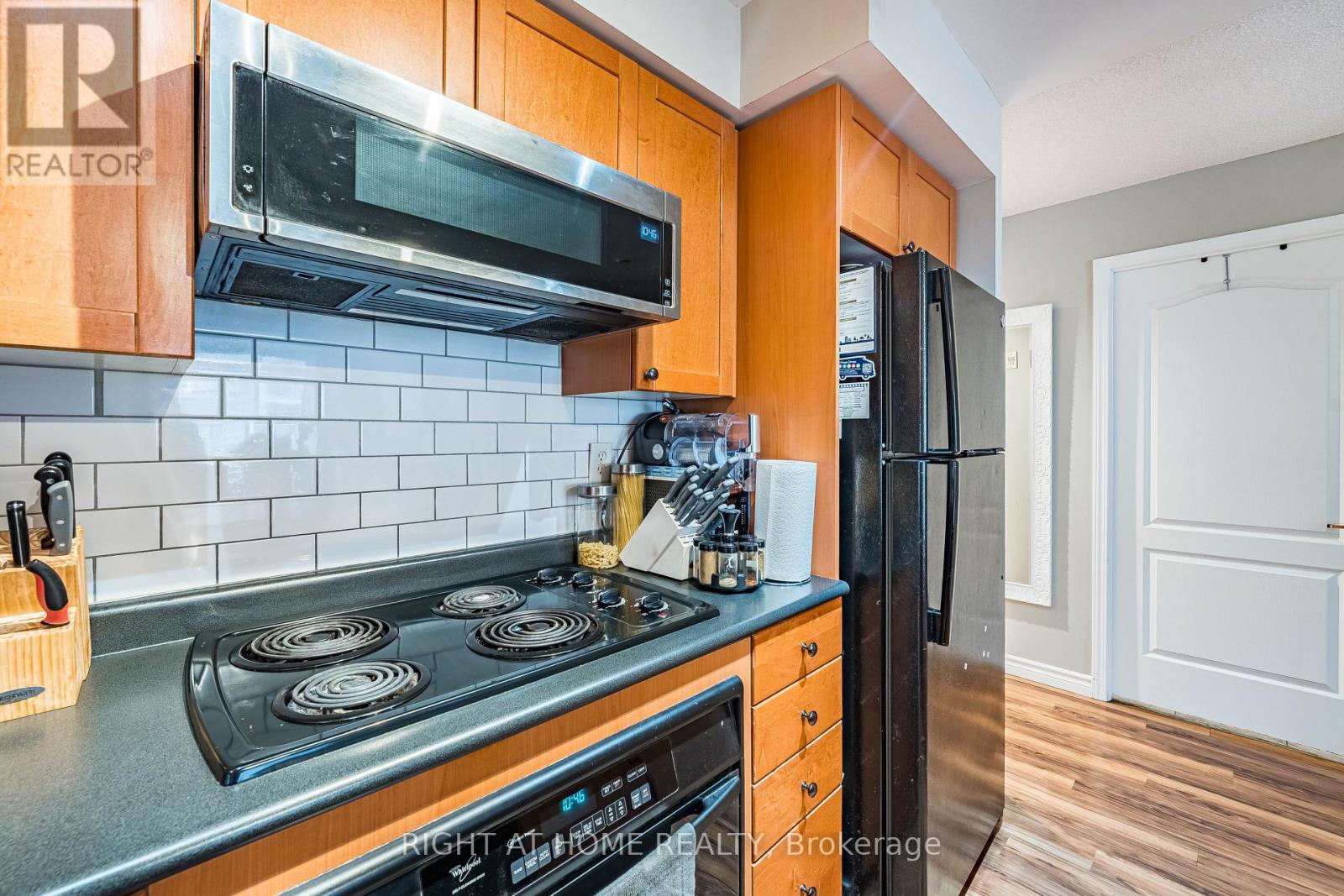 602 - 18 Stafford Street, Toronto, Ontario  M5V 3W4 - Photo 20 - C12907082