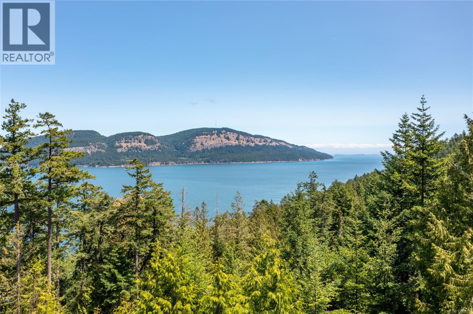 9825 Canal Rd, Pender Island, British Columbia