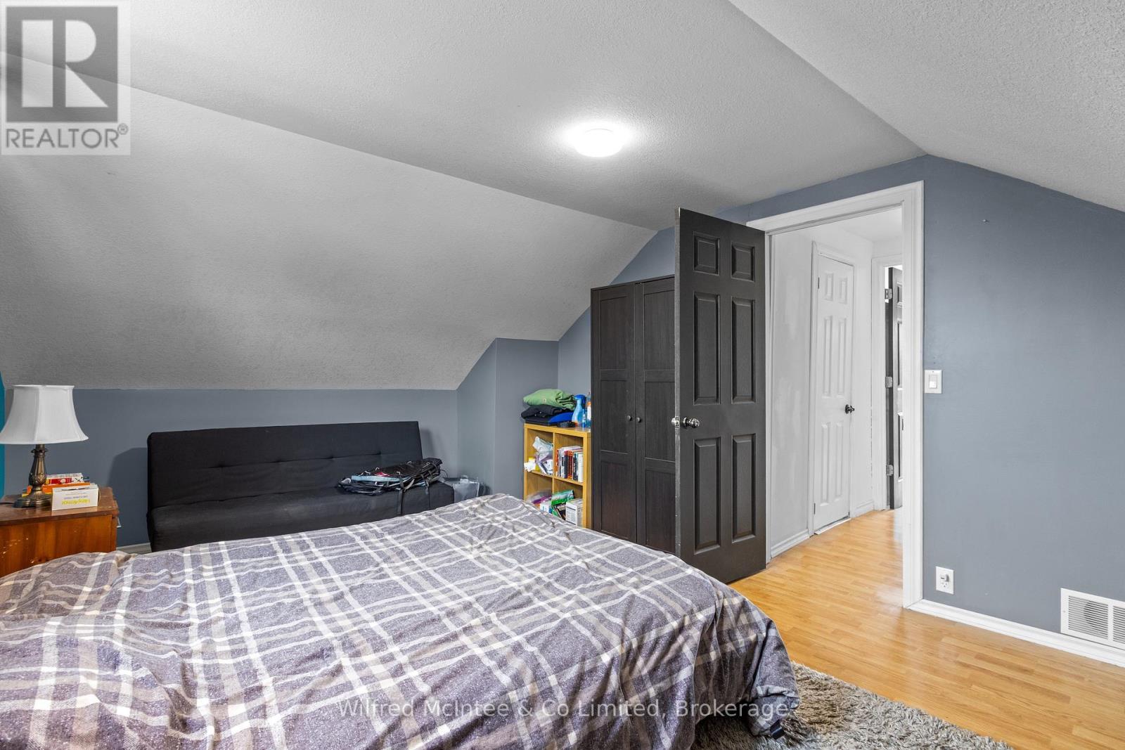 452 Queen Street, Kincardine, Ontario  N2Z 2J3 - Photo 31 - X12907078