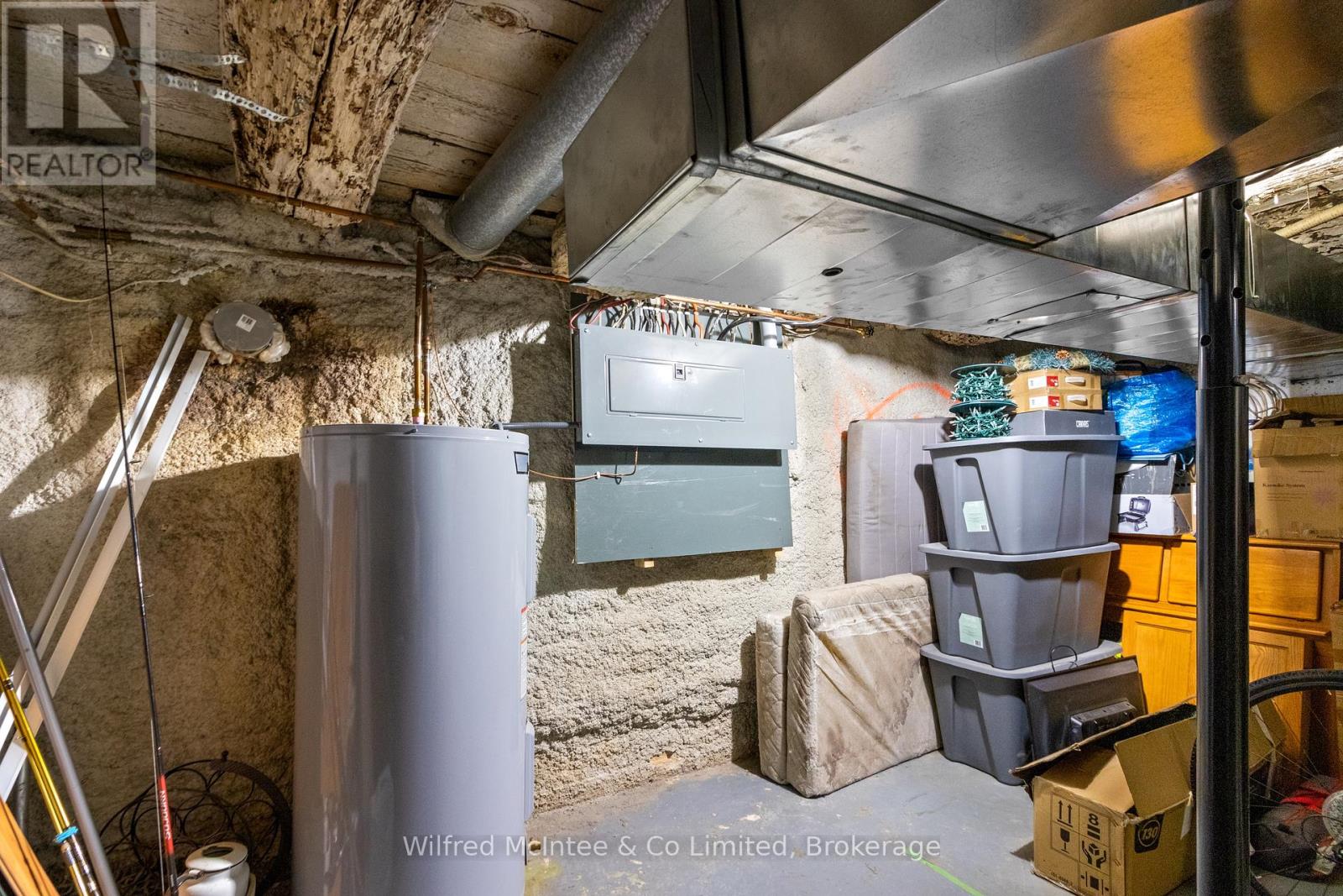 452 Queen Street, Kincardine, Ontario  N2Z 2J3 - Photo 34 - X12907078