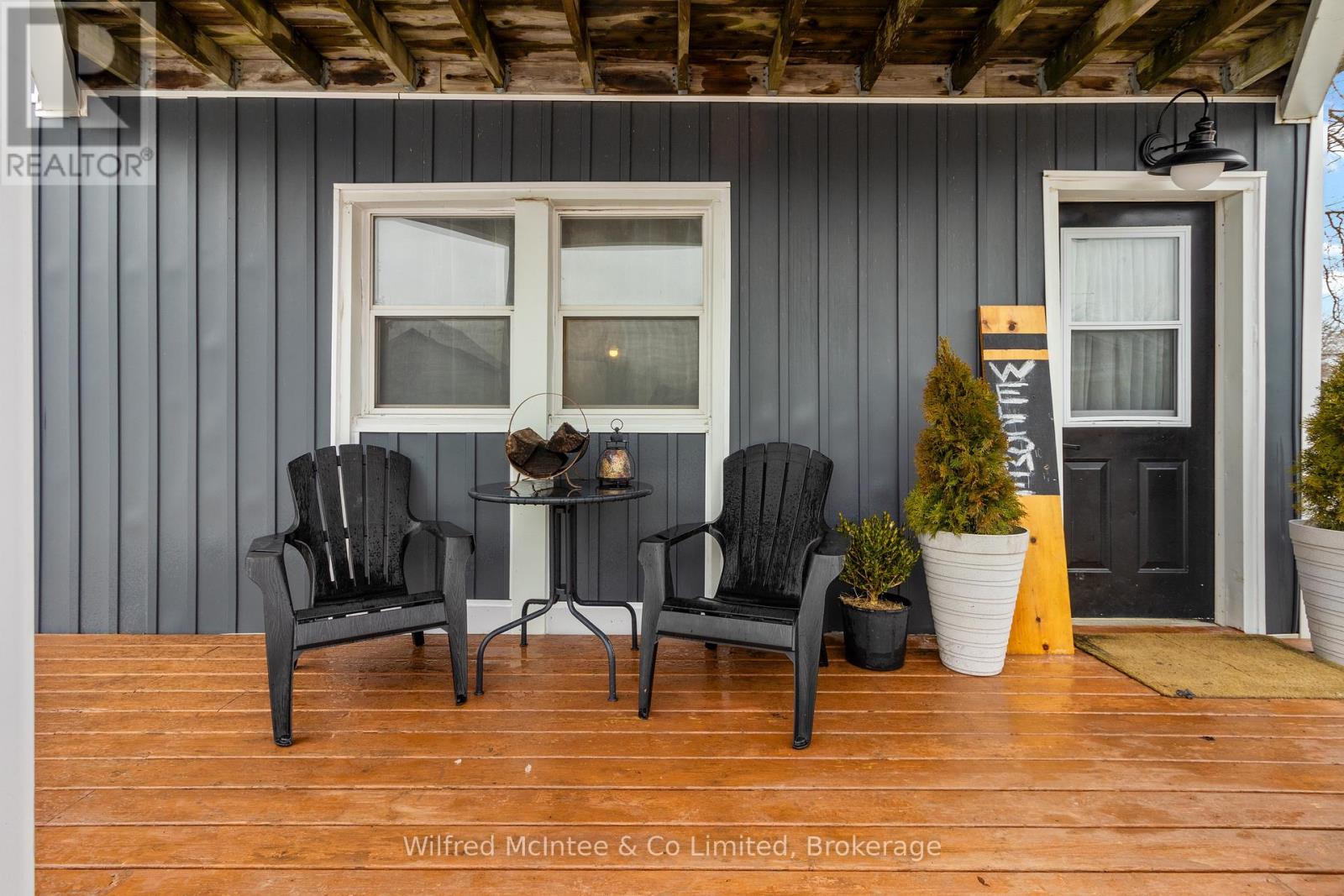 452 Queen Street, Kincardine, Ontario  N2Z 2J3 - Photo 4 - X12907078