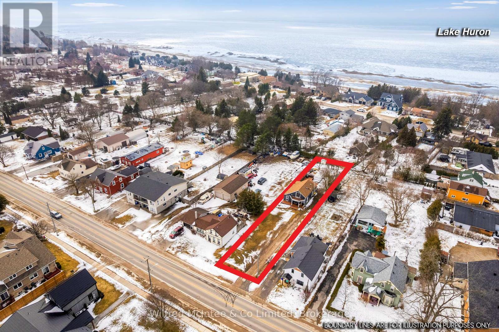 452 Queen Street, Kincardine, Ontario  N2Z 2J3 - Photo 50 - X12907078