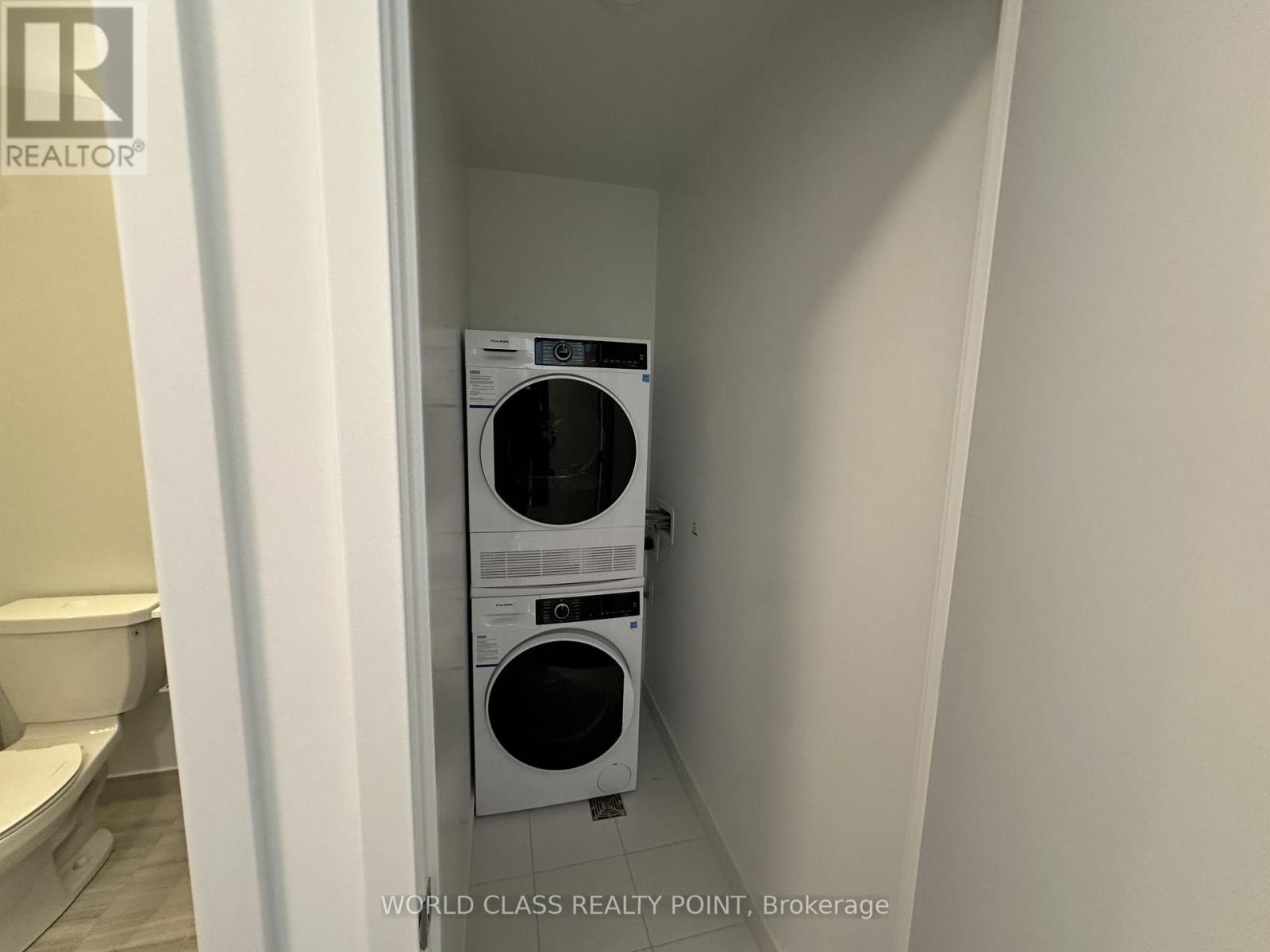 3109 - 180 Front Street E, Toronto, Ontario  M5A 0A9 - Photo 9 - C12906434