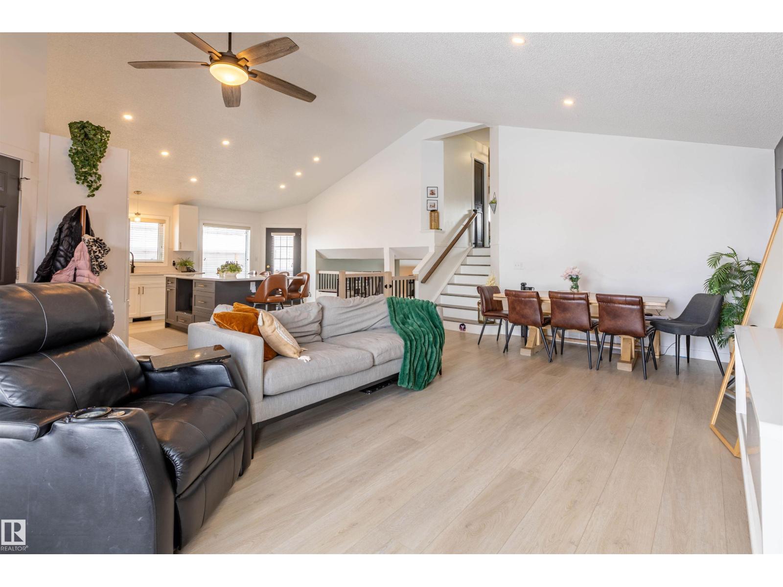 38 Desmarais Cr, St. Albert, Alberta  T8N 5Y7 - Photo 9 - E4478601