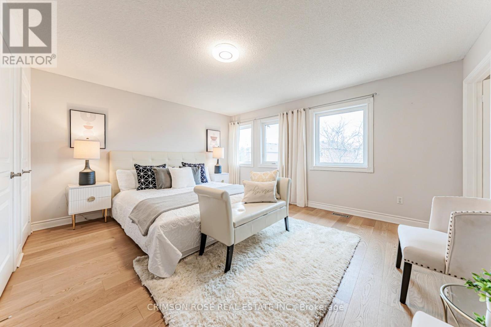 489 Ravineview Way, Oakville, Ontario  L6H 6T1 - Photo 25 - W12907072