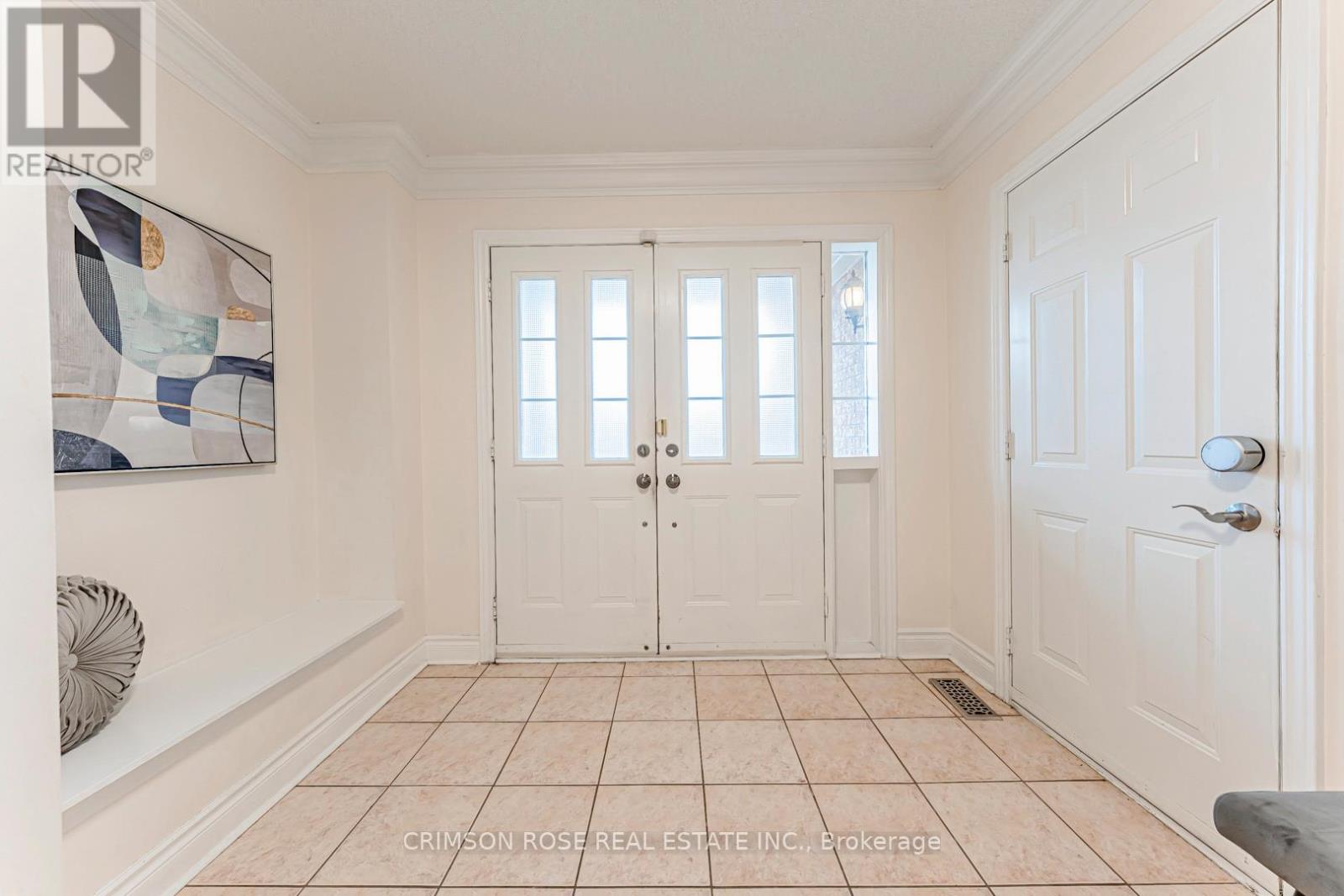 489 Ravineview Way, Oakville, Ontario  L6H 6T1 - Photo 3 - W12907072