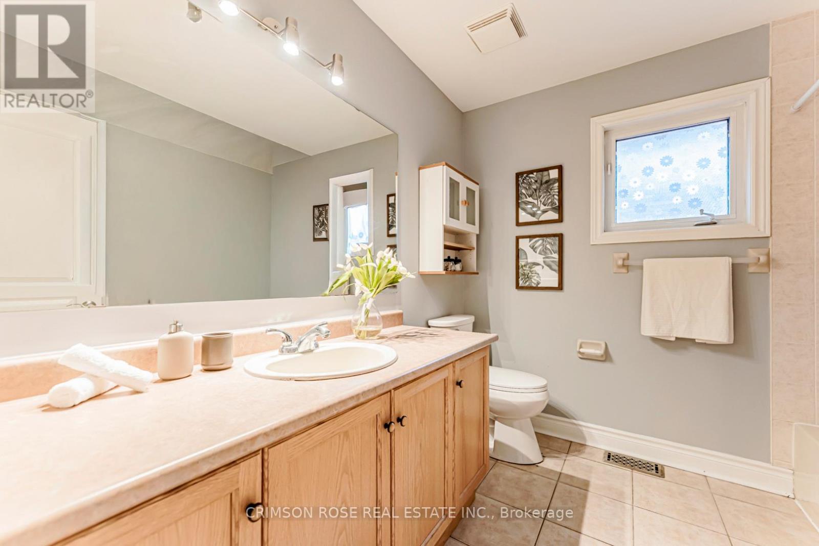 489 Ravineview Way, Oakville, Ontario  L6H 6T1 - Photo 33 - W12907072