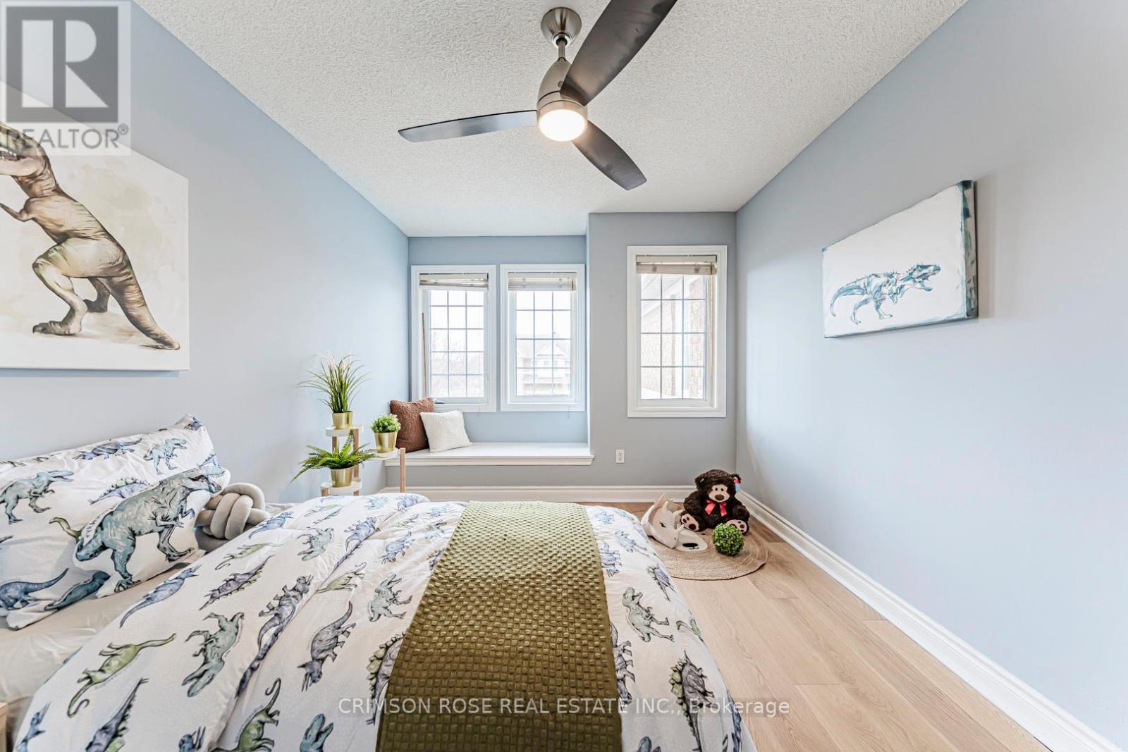 489 Ravineview Way, Oakville, Ontario  L6H 6T1 - Photo 42 - W12907072