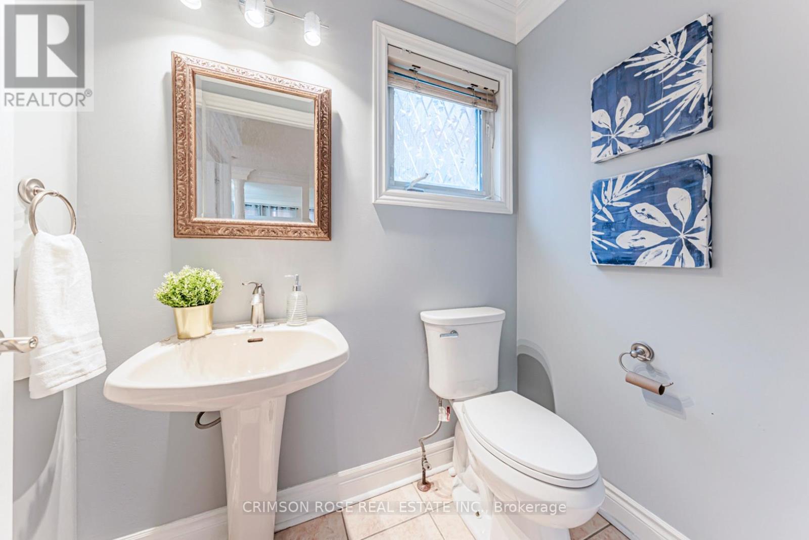 489 Ravineview Way, Oakville, Ontario  L6H 6T1 - Photo 7 - W12907072