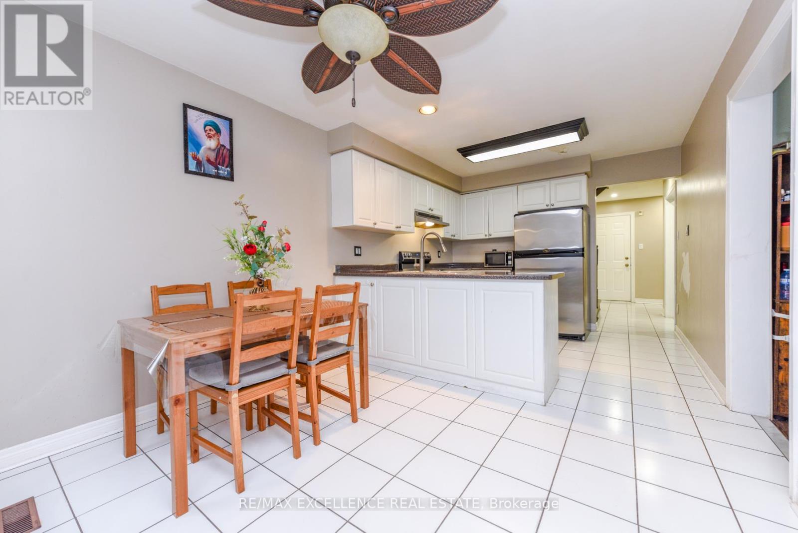 33 Wildberry Crescent, Brampton, Ontario  L6R 1K1 - Photo 15 - W12907074