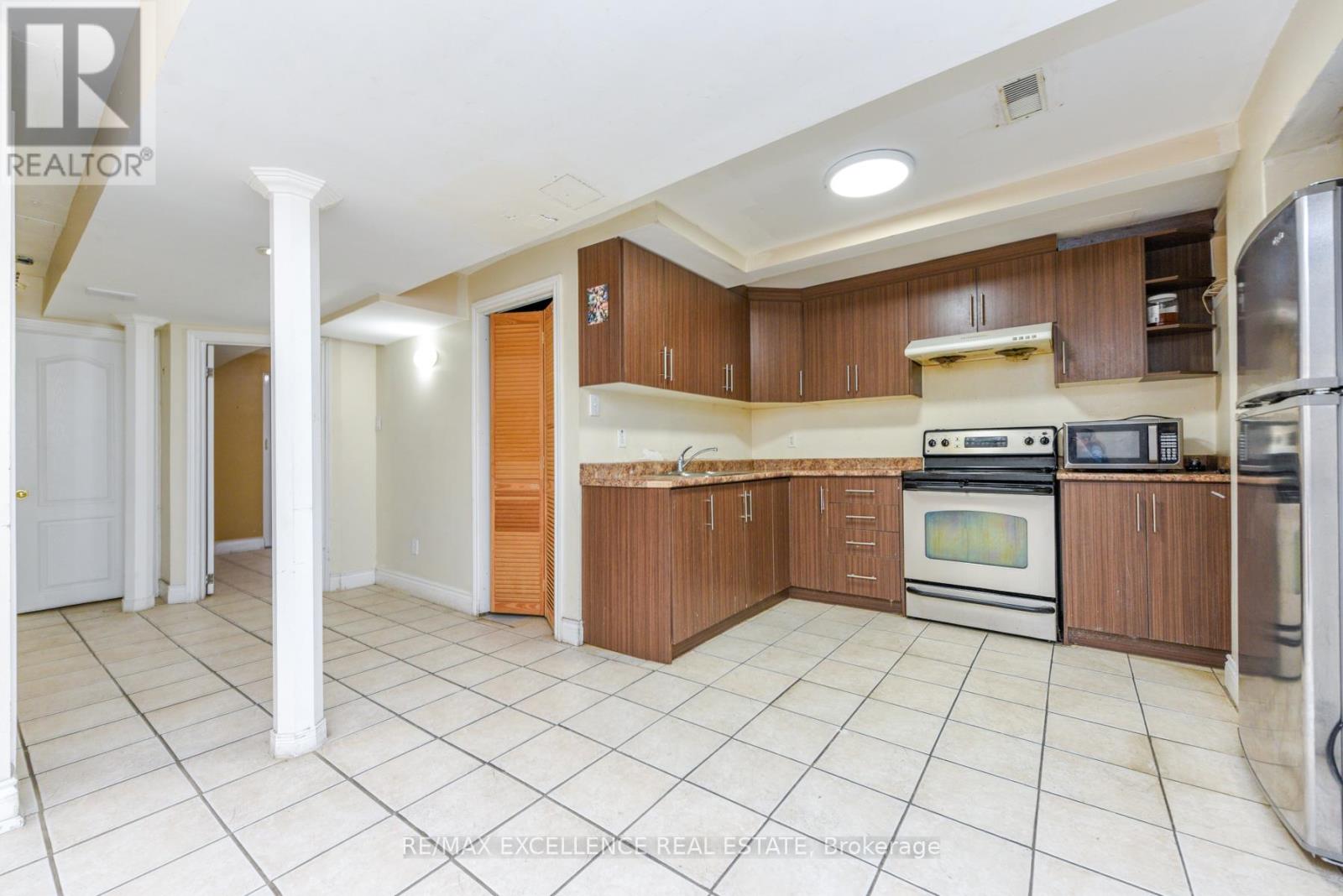 33 Wildberry Crescent, Brampton, Ontario  L6R 1K1 - Photo 33 - W12907074