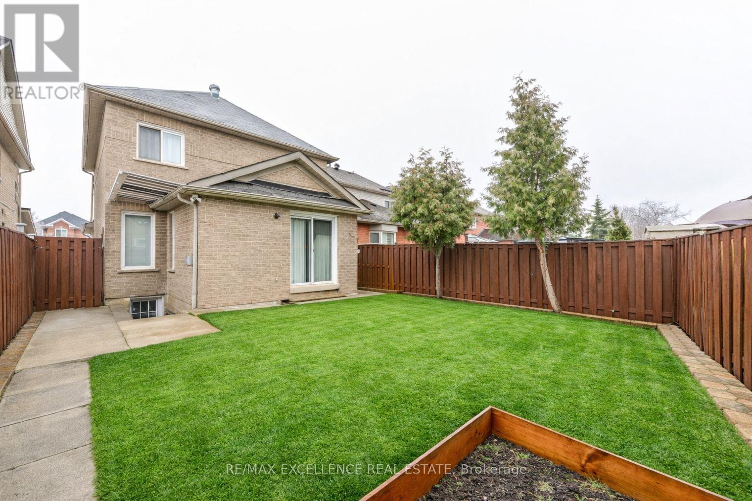 33 Wildberry Crescent, Brampton, Ontario  L6R 1K1 - Photo 42 - W12907074
