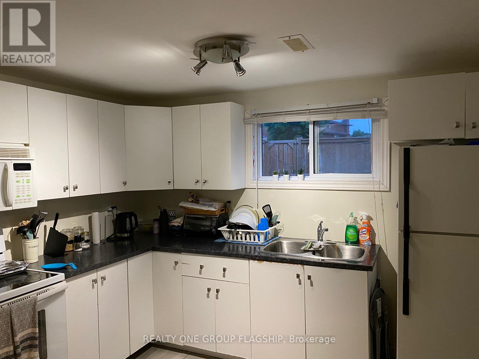 Unknown Address, ,     - Photo 11 - X12907080