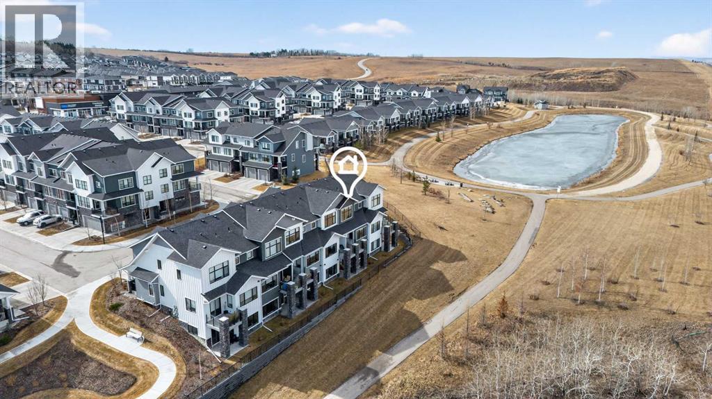 116 Crestridge Common Sw, Calgary, Alberta T3B 6J5 - Photo 1 - A2295398