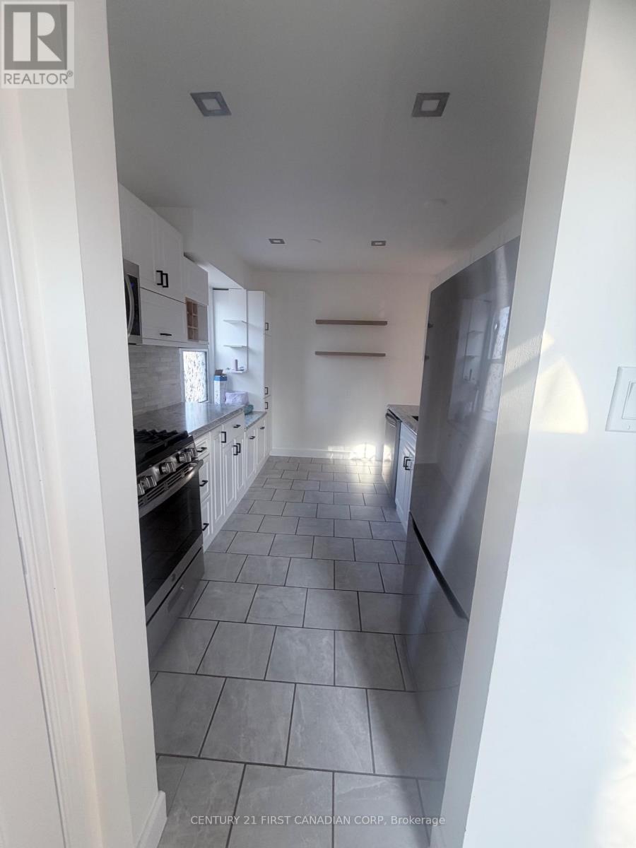 44 - 70 Fiddlers Green Road, London North, Ontario  N6H 4R4 - Photo 2 - X12907106