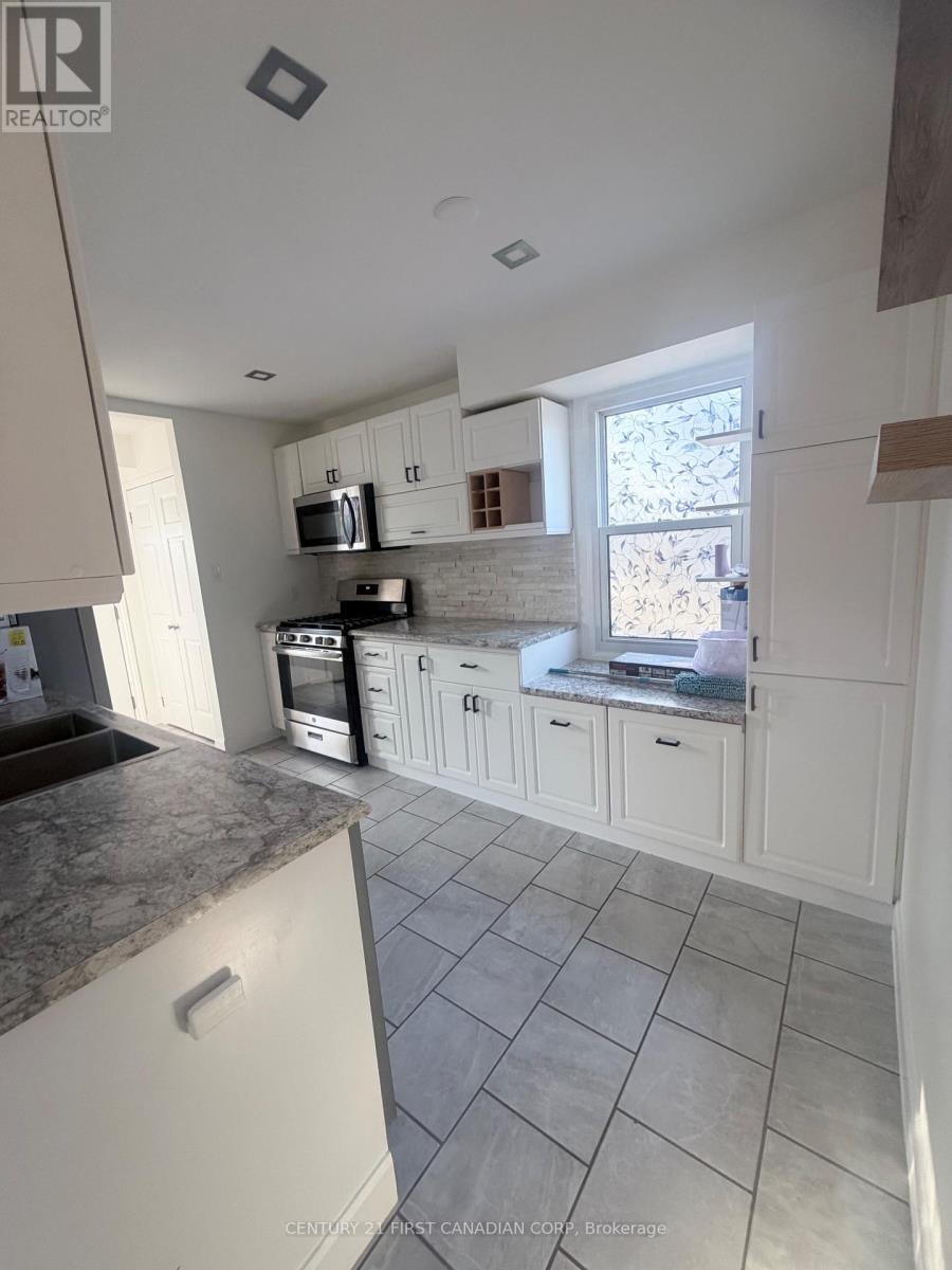 44 - 70 Fiddlers Green Road, London North, Ontario  N6H 4R4 - Photo 3 - X12907106