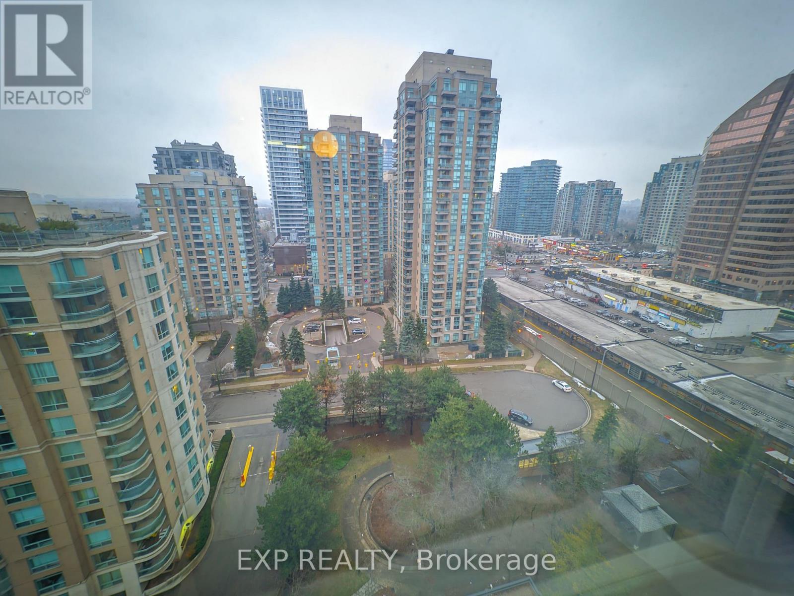1704 - 7 Bishop Avenue, Toronto, Ontario  M2M 4J4 - Photo 12 - C12907094