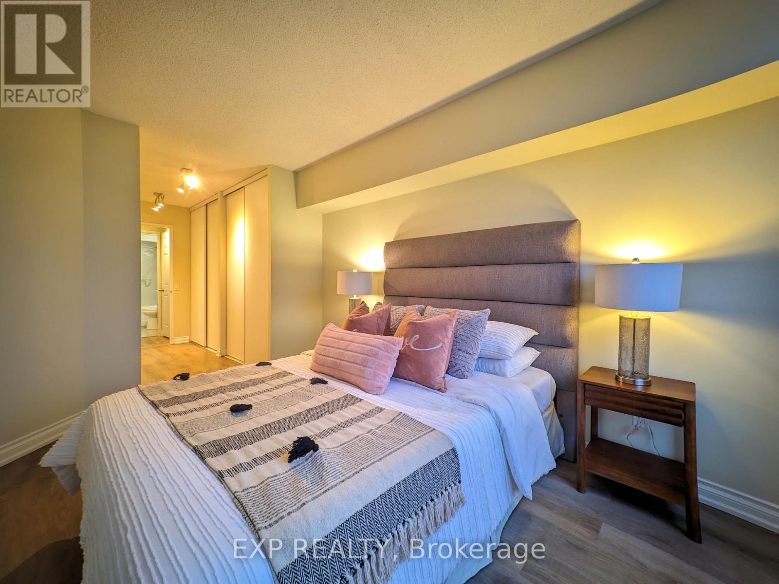 1704 - 7 Bishop Avenue, Toronto, Ontario  M2M 4J4 - Photo 21 - C12907094