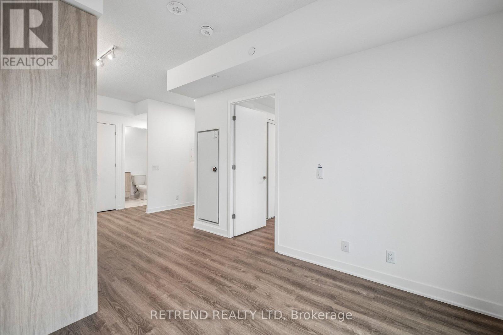 3705 - 180 Front Street E, Toronto, Ontario  M5A 0A9 - Photo 16 - C12907098
