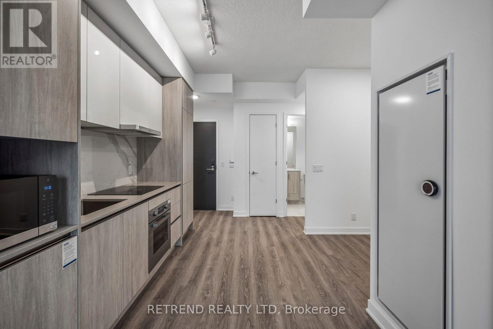 3705 - 180 Front Street E, Toronto, Ontario  M5A 0A9 - Photo 9 - C12907098