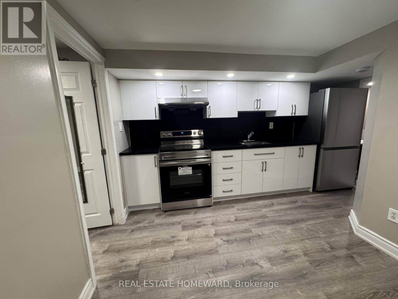 3 BSMT - 20 ROBINSON AVENUE, Toronto, Ontario