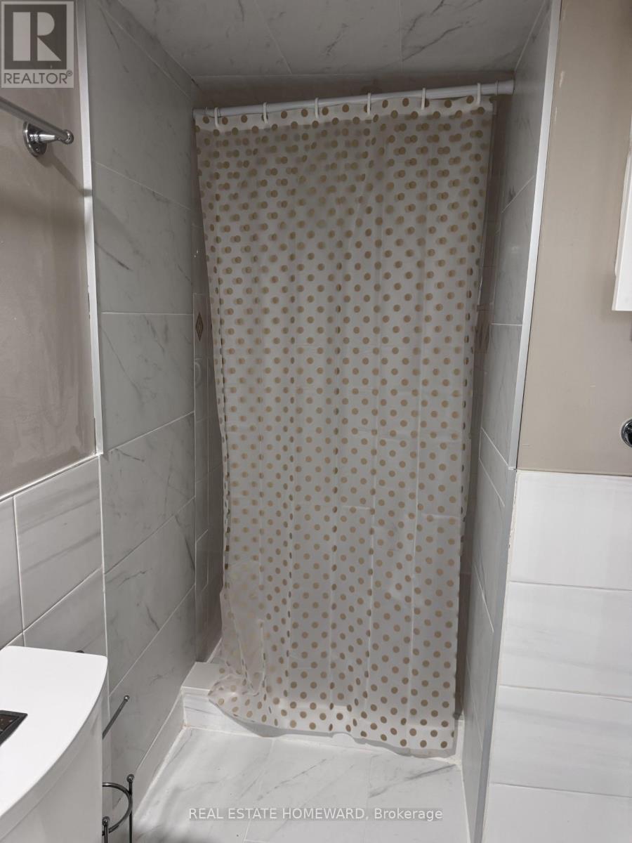 3 Bsmt - 20 Robinson Avenue, Toronto, Ontario  M1L 3S7 - Photo 15 - E12907092