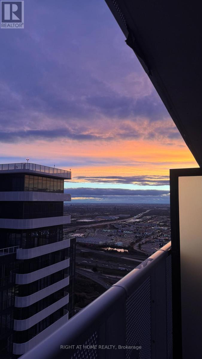 5303 - 225 COMMERCE STREET, Vaughan, Ontario