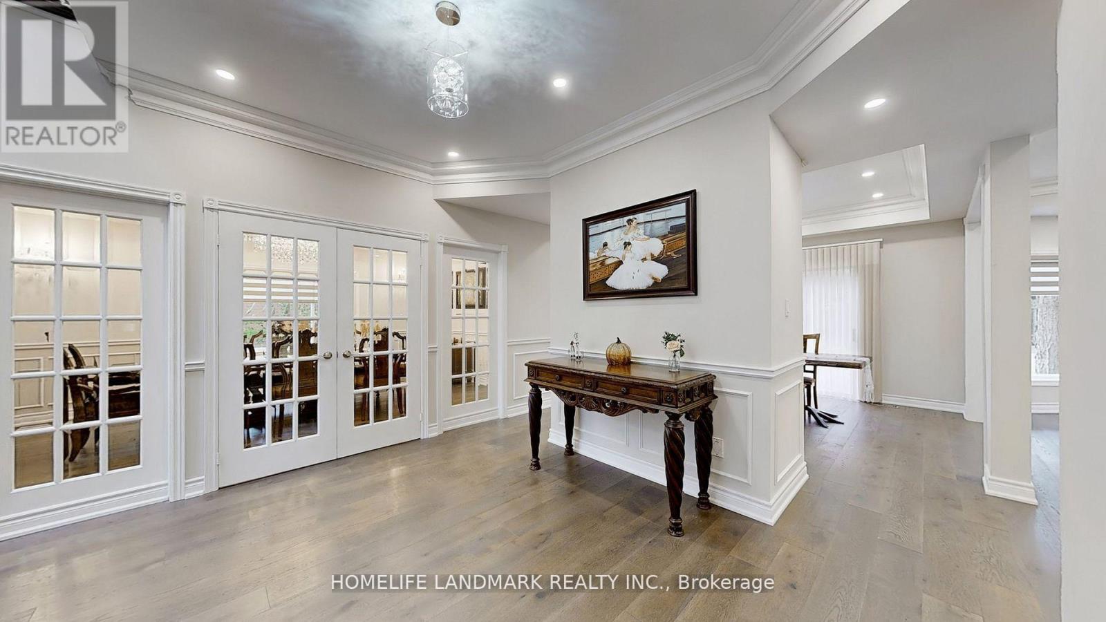 16 Crescentview Road, Richmond Hill, Ontario  L4B 2Z1 - Photo 22 - N12907096