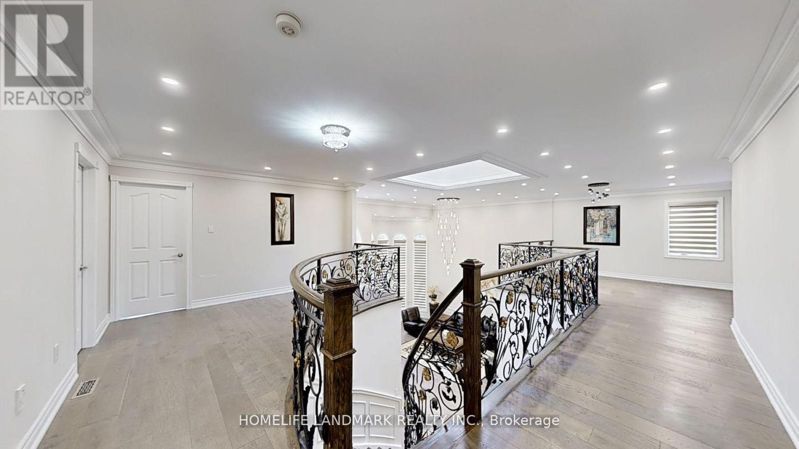 16 Crescentview Road, Richmond Hill, Ontario  L4B 2Z1 - Photo 27 - N12907096