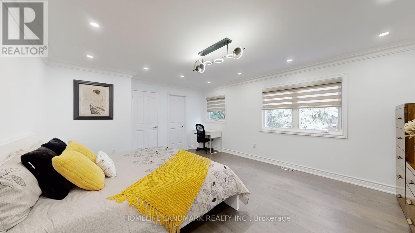 16 Crescentview Road, Richmond Hill, Ontario  L4B 2Z1 - Photo 34 - N12907096