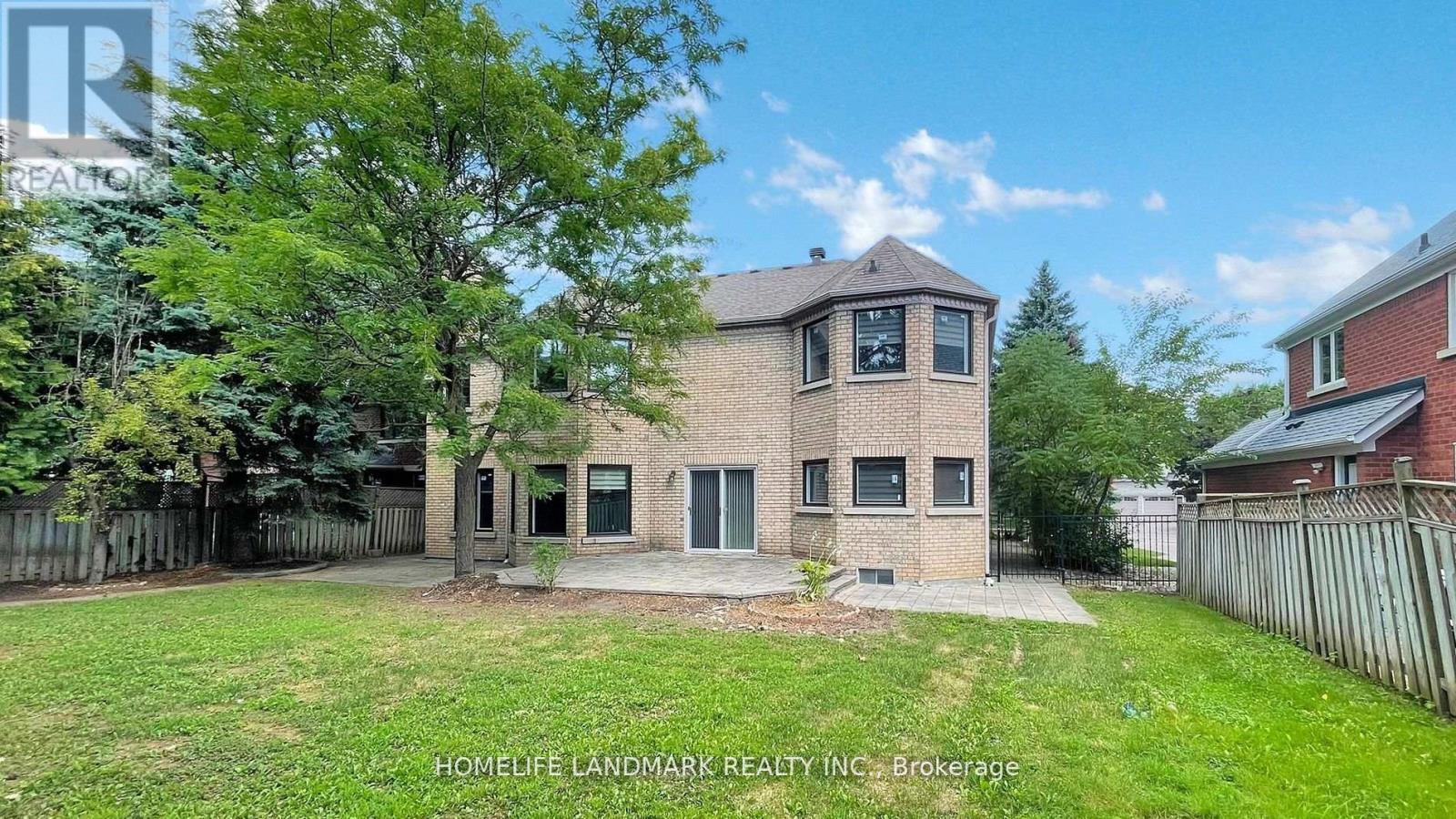 16 Crescentview Road, Richmond Hill, Ontario  L4B 2Z1 - Photo 45 - N12907096