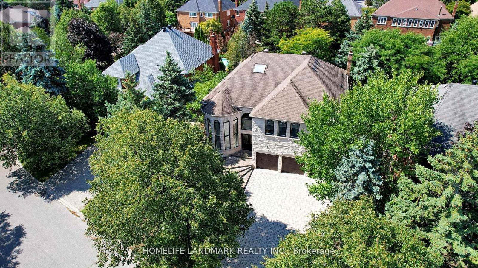 16 Crescentview Road, Richmond Hill, Ontario  L4B 2Z1 - Photo 47 - N12907096