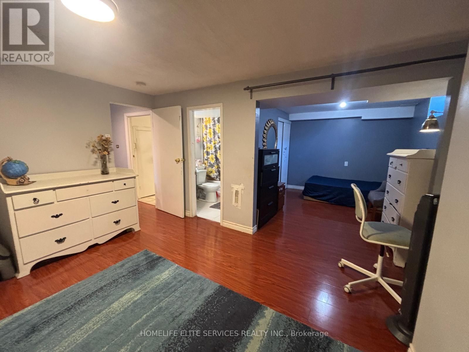 33 Robbinstone Drive, Toronto, Ontario  M1B 2C4 - Photo 34 - E12906662