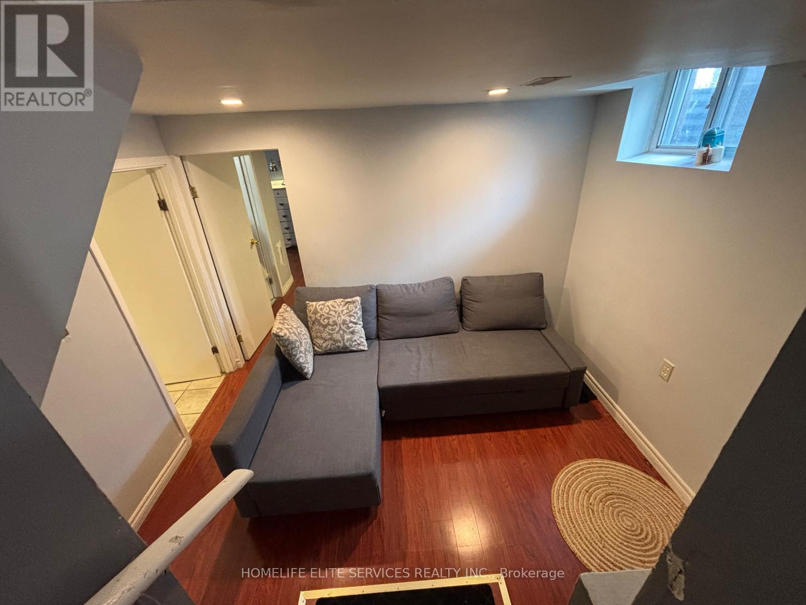 33 Robbinstone Drive, Toronto, Ontario  M1B 2C4 - Photo 33 - E12906662