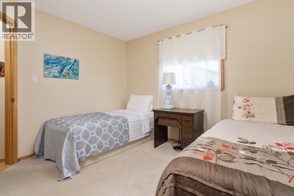 6608 33 Avenue, Camrose, Alberta  T4V 4W9 - Photo 13 - A2293491