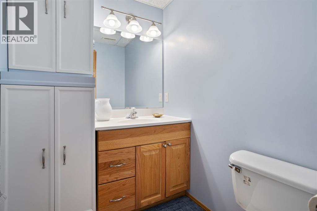 6608 33 Avenue, Camrose, Alberta  T4V 4W9 - Photo 24 - A2293491