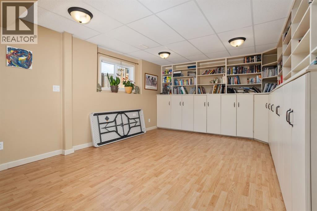 6608 33 Avenue, Camrose, Alberta  T4V 4W9 - Photo 19 - A2293491