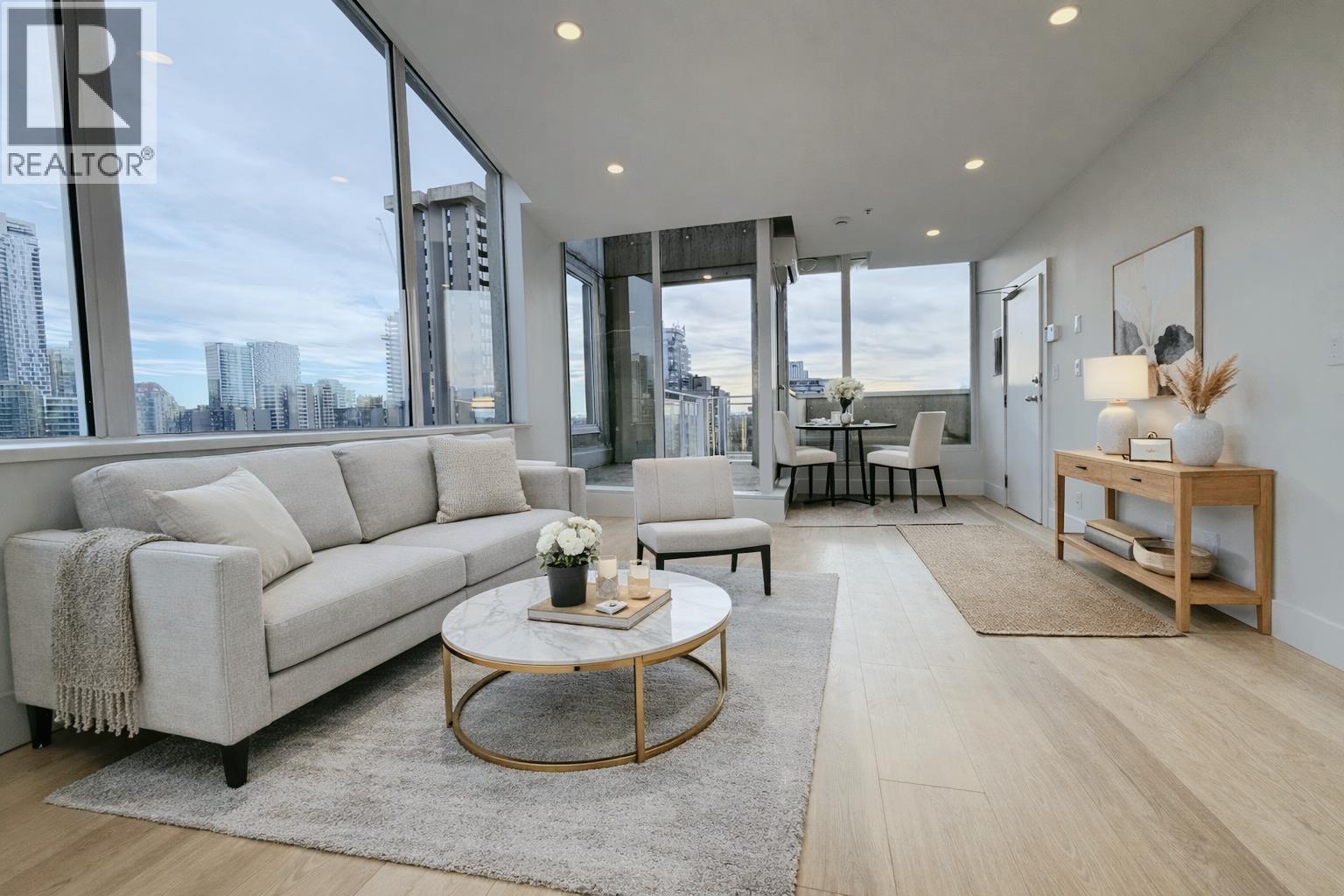 802 1150 Bute Street, Vancouver, British Columbia  V6E 1Z6 - Photo 2 - R3092504