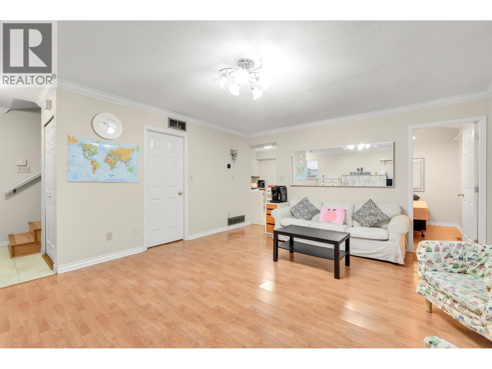 819 W 70th Avenue, Vancouver, British Columbia  V6P 2X5 - Photo 1 - R3098453