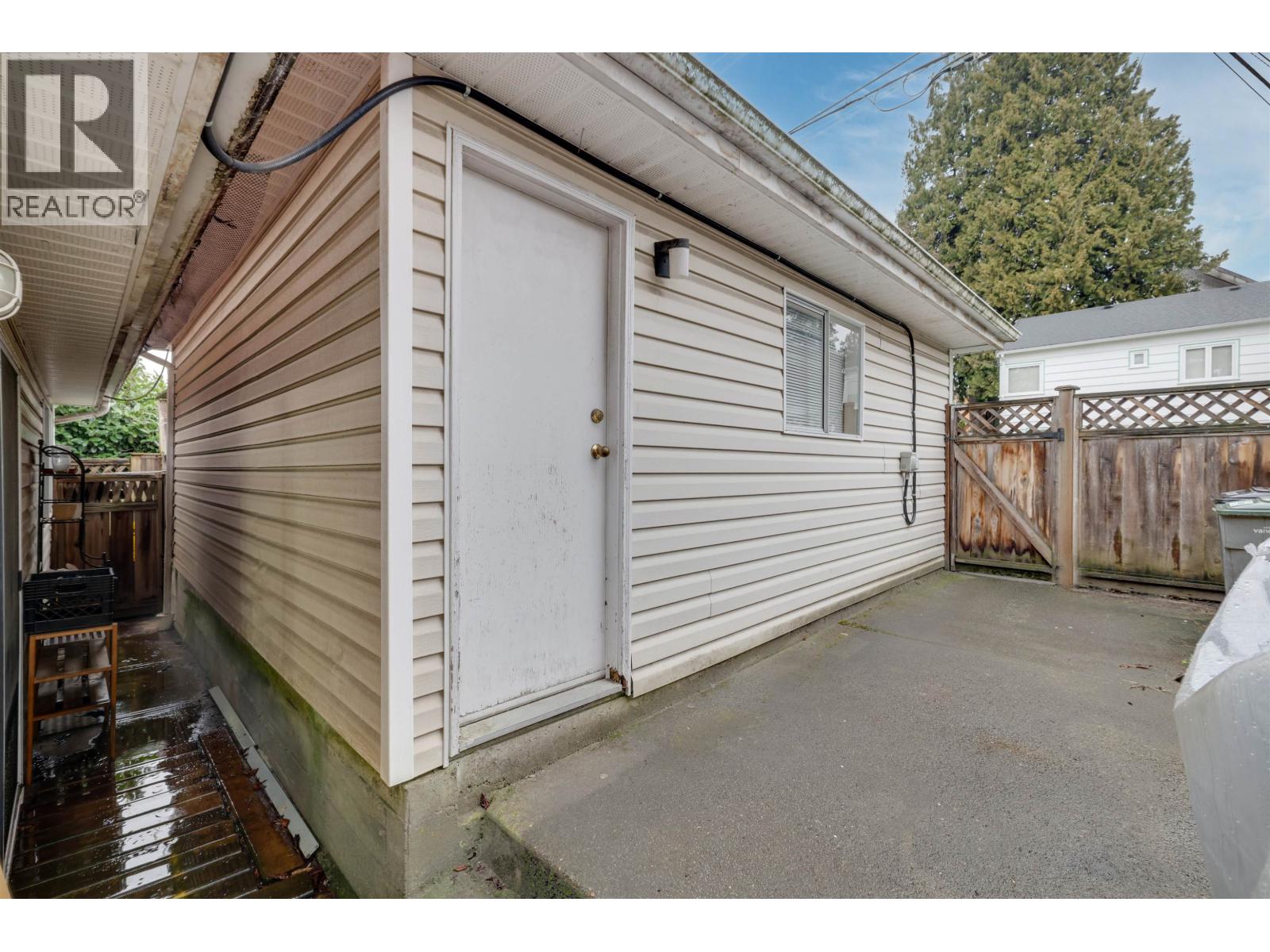 819 W 70th Avenue, Vancouver, British Columbia  V6P 2X5 - Photo 16 - R3098453